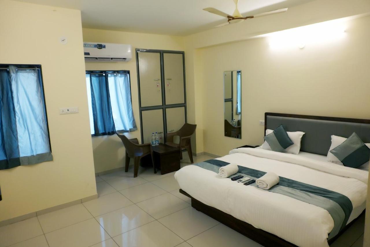 Hotel Nova Sk 拉杰果德 外观 照片