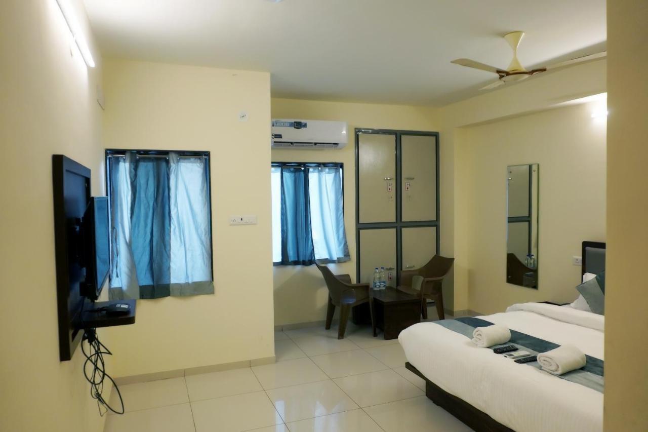 Hotel Nova Sk 拉杰果德 外观 照片